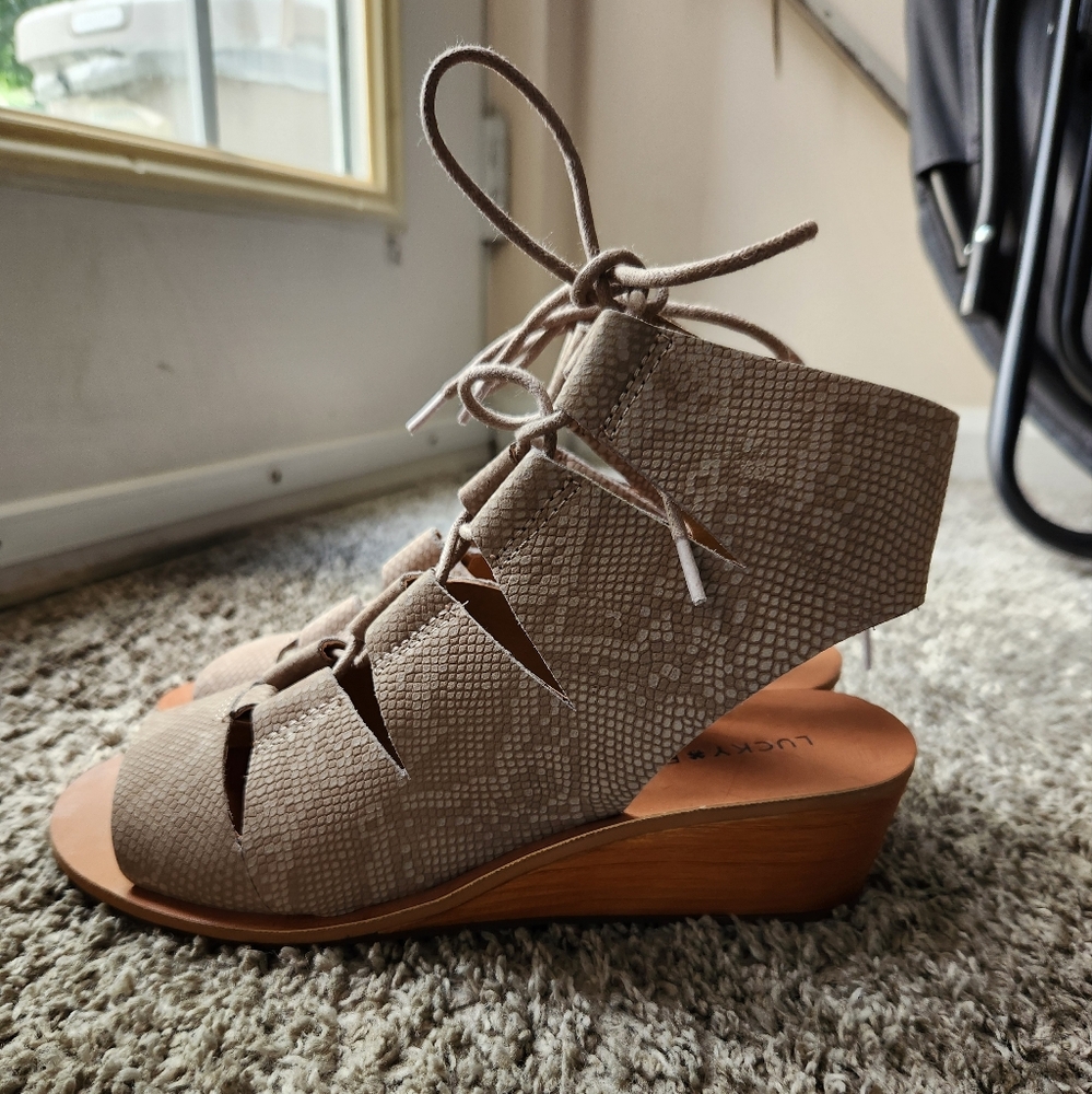 Wedges - Picture 4 of 5